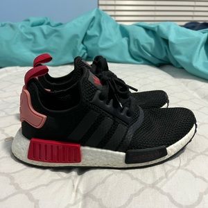 Adidas Women’s NMD R1 ‘black rose’